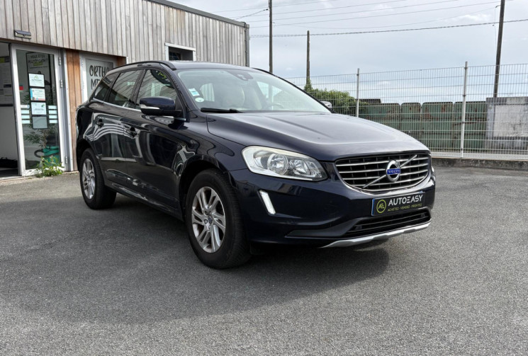 Volvo XC60 PHASE 2 D4 2.0 TDI FWD GEARTRONIC 190 MOMENTUM / TOIT OUVRANT / GARANTIE 12 MOIS
