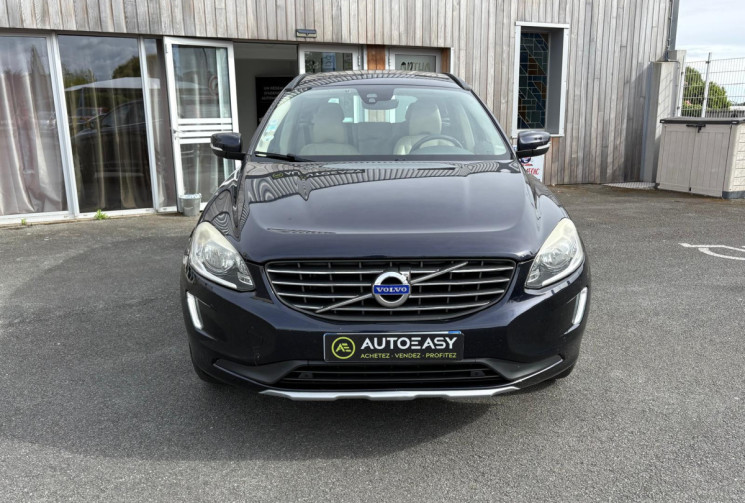Volvo XC60 PHASE 2 D4 2.0 TDI FWD GEARTRONIC 190 MOMENTUM / TOIT OUVRANT / GARANTIE 12 MOIS