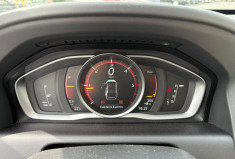 Volvo XC60 PHASE 2 D4 2.0 TDI FWD GEARTRONIC 190 MOMENTUM / TOIT OUVRANT / GARANTIE 12 MOIS