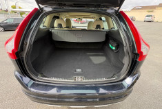 Volvo XC60 PHASE 2 D4 2.0 TDI FWD GEARTRONIC 190 MOMENTUM / TOIT OUVRANT / GARANTIE 12 MOIS