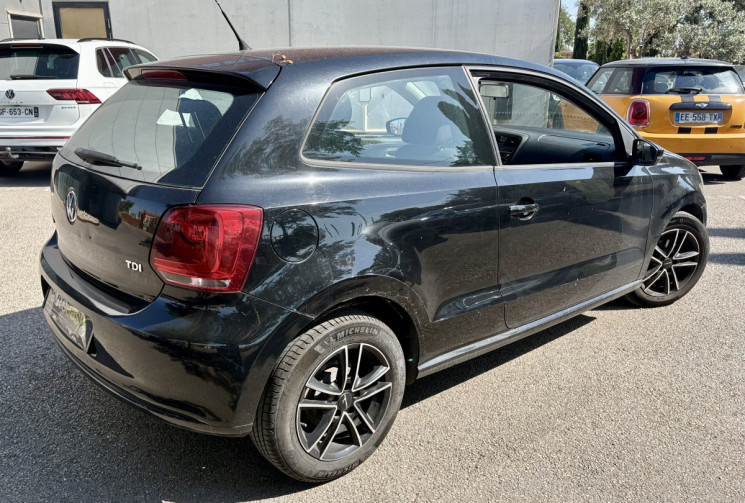 Volkswagen Polo 1.2 TDI 75cv Confortline 3p / 184000km / 2012 