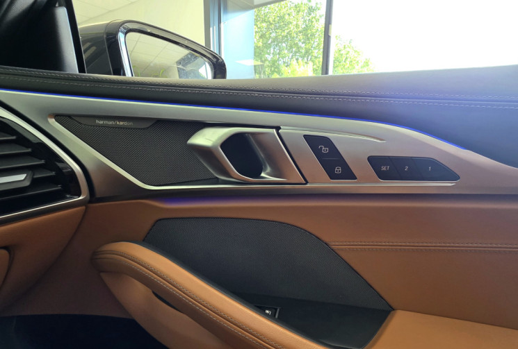 BMW SERIE 8 CABRIOLET 840D xDrive 340 BVA8 M SPORT  / BMW INDIVIDUAL / DISPLAY KEY / HUD 