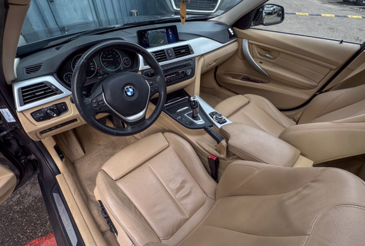 BMW Série 3 335i ActiveHybrid 3 Luxury Batterie neuve Toit Ouvrant Head Up Hifi Caméra Cuir Keyless