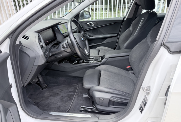 BMW SERIE 2 GRAN COUPE F44 216d 116 DKG7  Business Design * 1ère main / Entretien BMW / En stock
