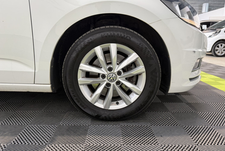 Volkswagen Touran 1.6 TDI 110ch Trendline DSG7 7 places