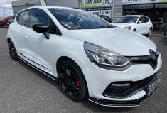 Renault Clio RS IV 1.6 16V TURBO EDC 6 200 CV 
