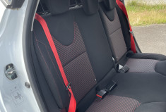 Renault Clio RS IV 1.6 16V TURBO EDC 6 200 CV 