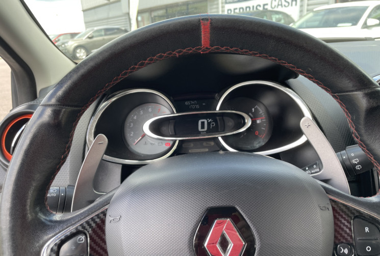 Renault Clio IV 1.6 16V TURBO EDC 6 200 CV 