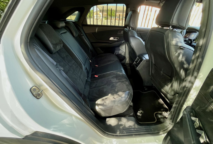 DS DS 7 Crossback BlueHDi 2.0 180ch Performance Line + EAT8 / Suivi d'entretien