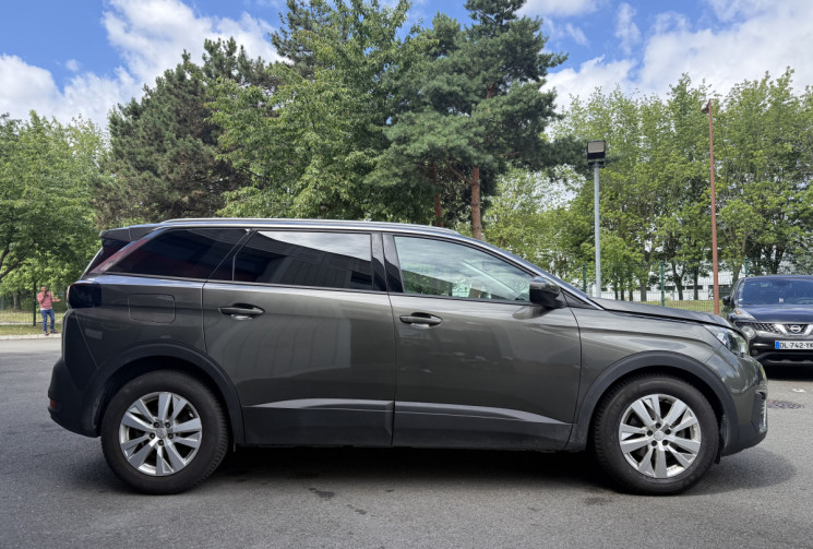 Peugeot 5008 1.2 130 CH / 7 PLACES / CAMERA / CARPLAY