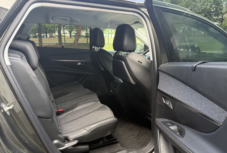 Peugeot 5008 1.2 130 CH / 7 PLACES / CAMERA / CARPLAY