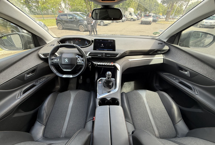 Peugeot 5008 1.2 130 CH / 7 PLACES / CAMERA / CARPLAY