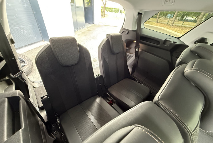 Peugeot 5008 1.2 130 CH / 7 PLACES / CAMERA / CARPLAY