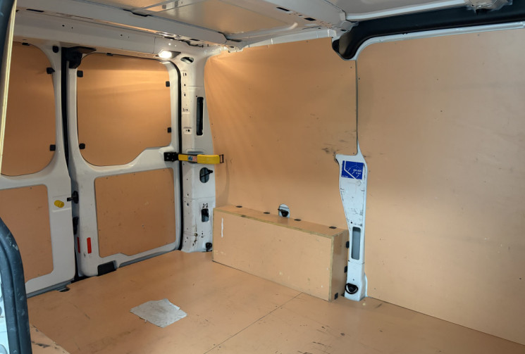 Ford TRANSIT CUSTOM FG 2.0 TDCI 130 CH TREND BUSINESS KIT BOIS + ATTELAGE