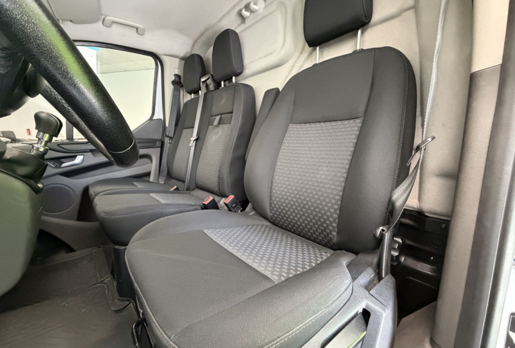 Ford TRANSIT CUSTOM FG 2.0 TDCI 130 CH TREND BUSINESS KIT BOIS + ATTELAGE