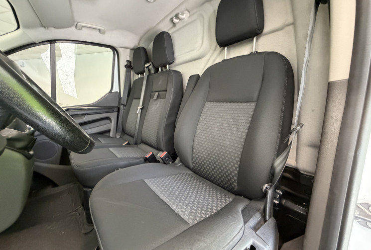 Ford TRANSIT CUSTOM FG 2.0 TDCI 130 CH TREND BUSINESS KIT BOIS + ATTELAGE