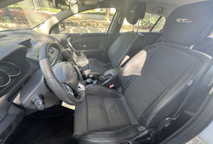 Renault Megane Estate III Estate 1.5 dCi FAP 110CH GT LINE/ VÉHICULE FRANÇAIS / DISTRIBUTION A JOURS