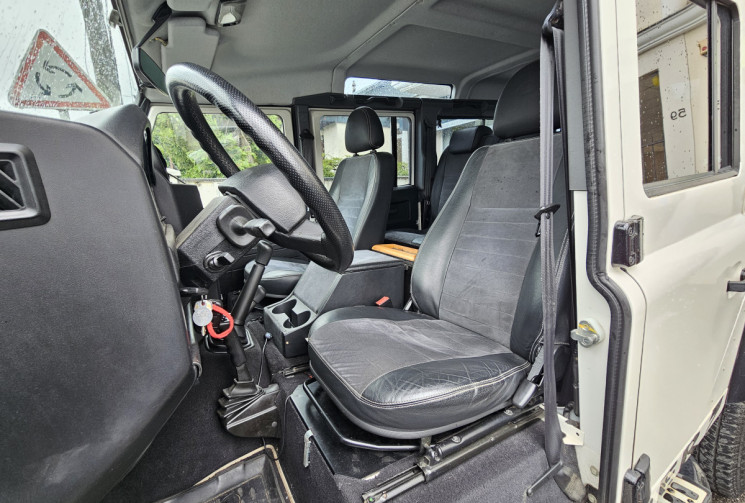Land-Rover Defender Phase 2 SW 2.4 TDCI 4WD Break 16V 122 cv