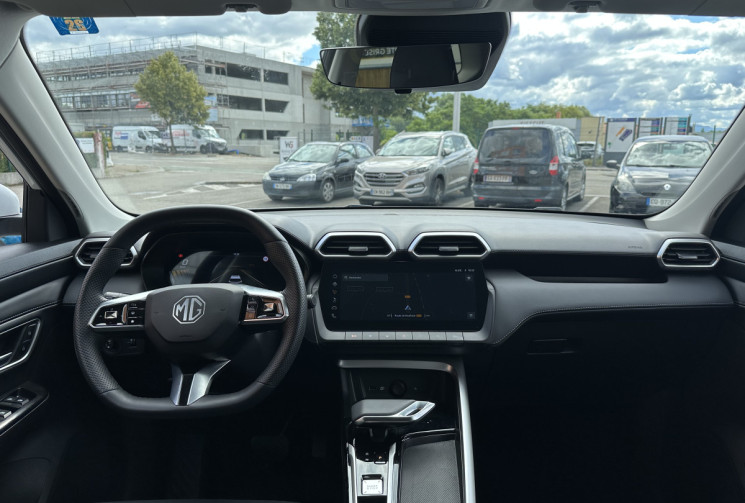 MG ZS Luxury Hybrid+ 197