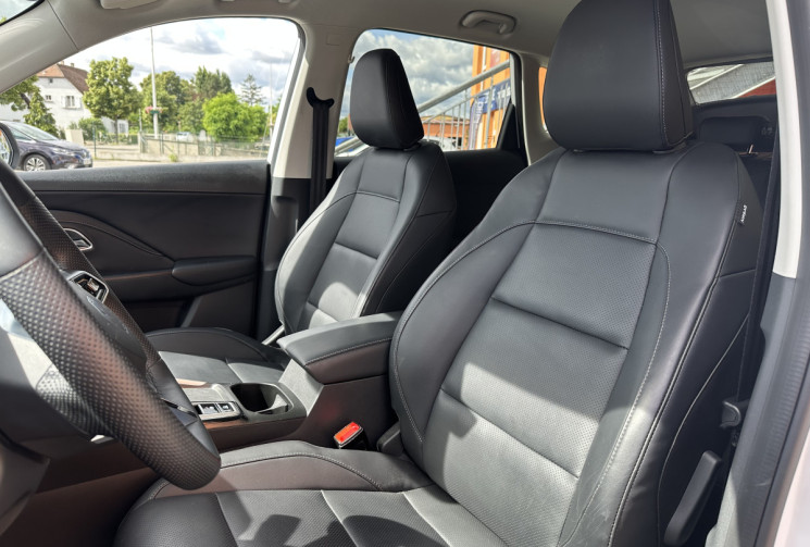 MG ZS Luxury Hybrid+ 197