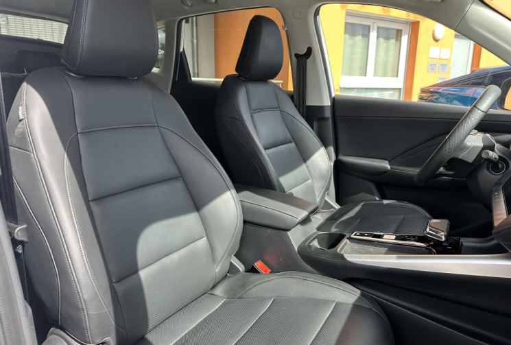 MG ZS Luxury Hybrid+ 197