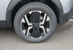 Peugeot 2008  Phase 2 1.2 THP ALLURE / SEULEMENT 700KMS !!!