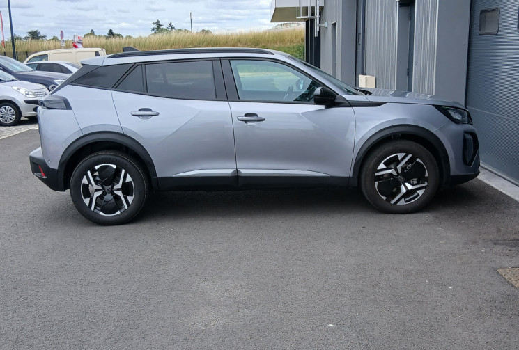 Peugeot 2008  Phase 2 1.2 THP ALLURE / SEULEMENT 700KMS !!!