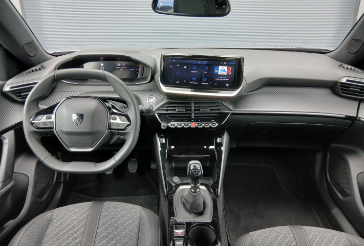 Peugeot 2008  Phase 2 1.2 THP ALLURE / SEULEMENT 700KMS !!!