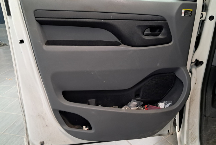 Opel VIVARO FOURGON L2 MEDIUM 2.0 DIESEL 180 PACK BUSINESS - CAMERA - ATTELAGE 