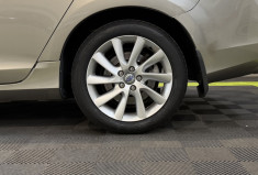 Volvo V60 Momentum + Attelage - Suivi d’entretien complet