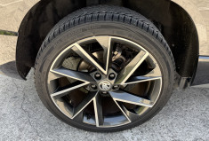 Skoda Karoq 1.6 TDI 115 Sportline DSG7 / 2ème Main / Sièges et Volant Chauffants / Suivi Skoda 