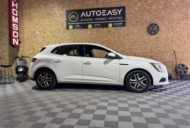 Renault Megane  IV GARANTIE 1 AN 2 PL 1.5 dCi 110 cv
