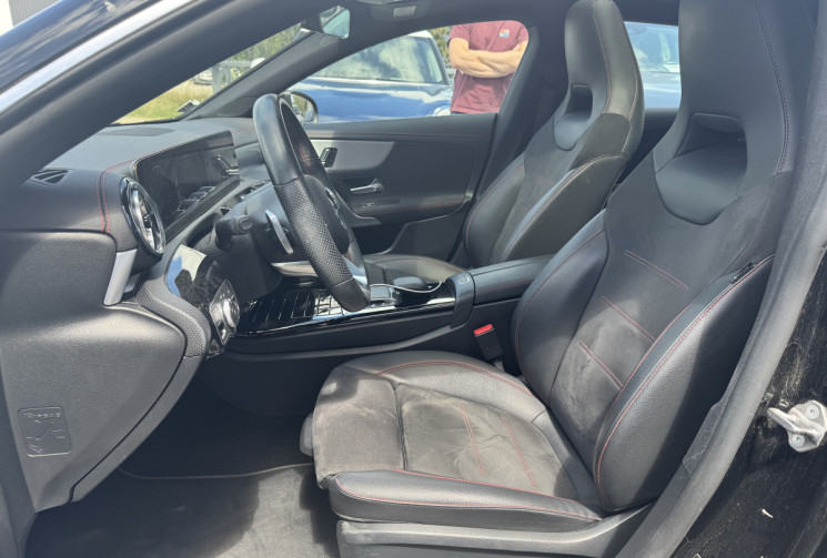Mercedes CLA SHOOTING BRAKE 180 2.0 CDI BLUETEC 116  CV PACK AMG / TOIT OUVRANT