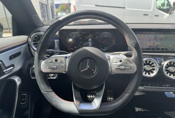 Mercedes CLA SHOOTING BRAKE 180 2.0 CDI BLUETEC 116  CV AMG LINE / TOIT OUVRANT