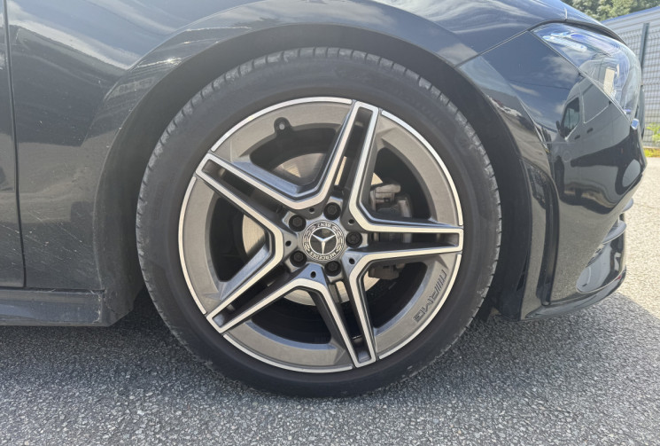 Mercedes CLA SHOOTING BRAKE 180 2.0 CDI BLUETEC 116  CV AMG LINE / TOIT OUVRANT
