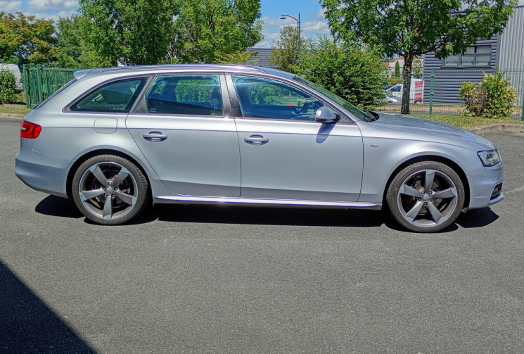Audi A4 Avant 2.0 TDI 150ch PACK S LINE