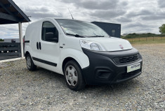 FIAT FIORINO 1.3 MultiJet 95 / Attelage / Porte latérale / Radio Bluetooth / Climatisation