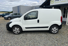 FIAT FIORINO 1.3 MultiJet 95 / Attelage / Porte latérale / Radio Bluetooth / Climatisation