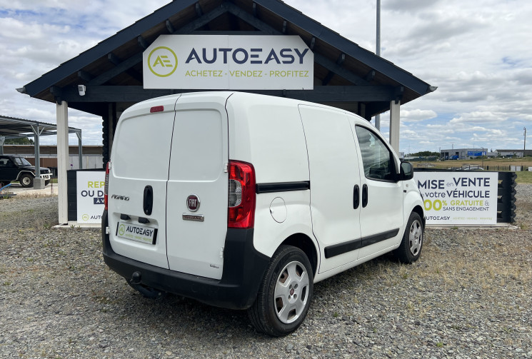FIAT FIORINO 1.3 MultiJet 95 / Attelage / Porte latérale / Radio Bluetooth / Climatisation