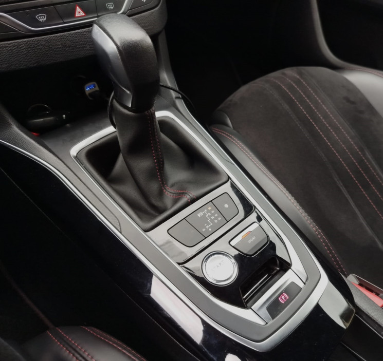Peugeot 308 II GT 2.0 BlueHDi 181 cv