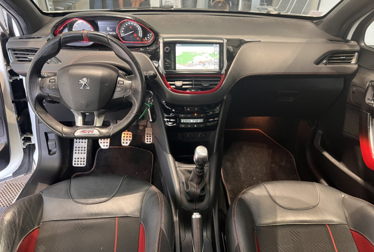 Peugeot 208 GTI 1.6 THP 200 CH BVM6