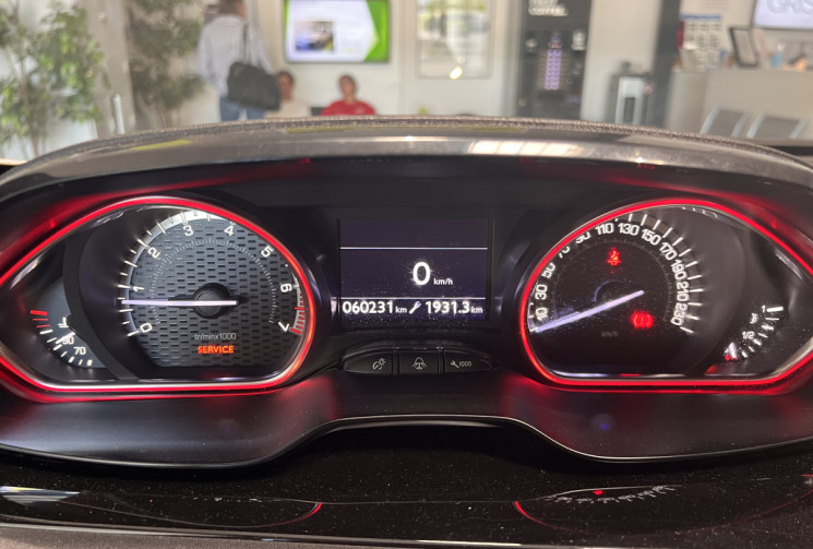 Peugeot 208 GTI 1.6 THP 200 CH BVM6