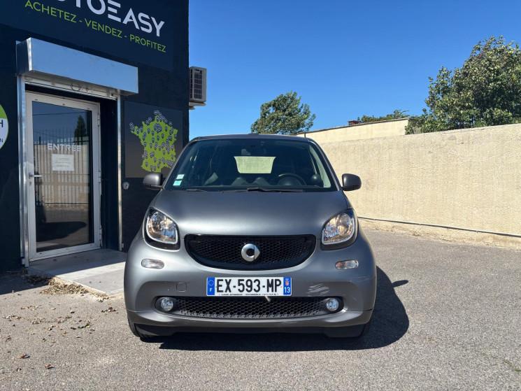 SMART FORTWO CABRIOLET 90CH PRIME CUIR / SIÈCGES CHAUFFAT / GPS / FEUX LED