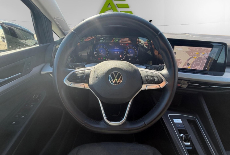Volkswagen Golf VIII / 1.5 eTSI / 150 CH / LIFE BUSINESS