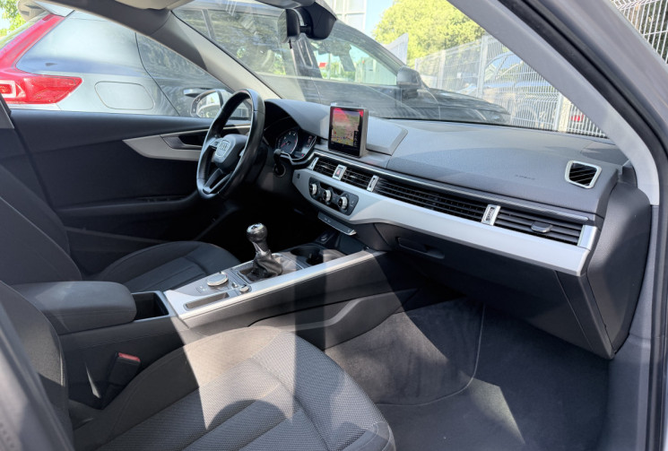Audi A4 2.0 TDI 150 BUSINESS * Française / Entretien à jour / En stock