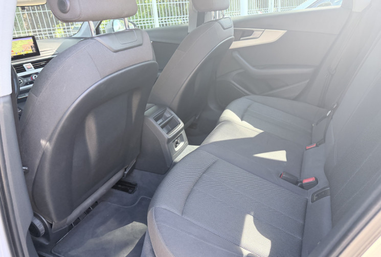 Audi A4 2.0 TDI 150 BUSINESS * Française / Entretien à jour / En stock