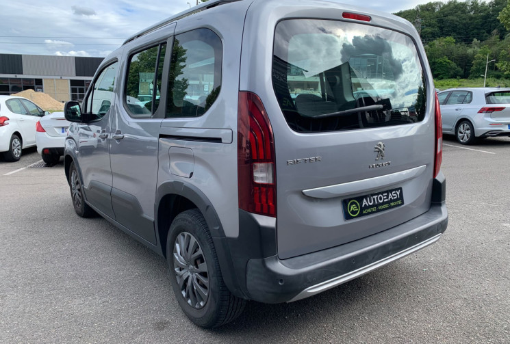 Peugeot Rifter 1.5 Blue HDI 130 Allure