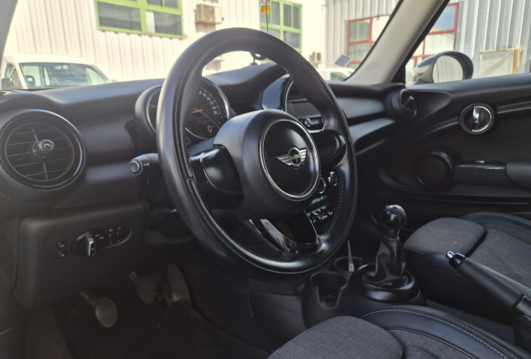 Mini Mini 3 (F56) ONE D 1.5D 95 CV * BT * IDEAL JEUNE PERMIS 