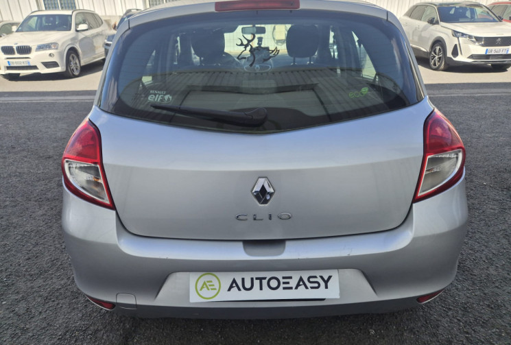Renault Clio III Phase 2 1.2 I * 75 cv * CARPLAY * GPS * IDEAL JEUNE PERMIS * CLIM *