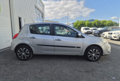 Renault Clio III Phase 2 1.2 I * 75 cv * CARPLAY * GPS * IDEAL JEUNE PERMIS * CLIM *